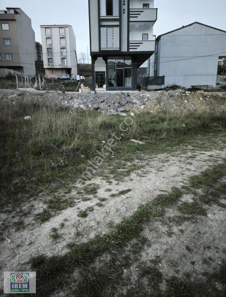 Arnavutköy İslambey Mahallesinde Satılık 184 M2 İfrazlı Arsa - Görsel 3