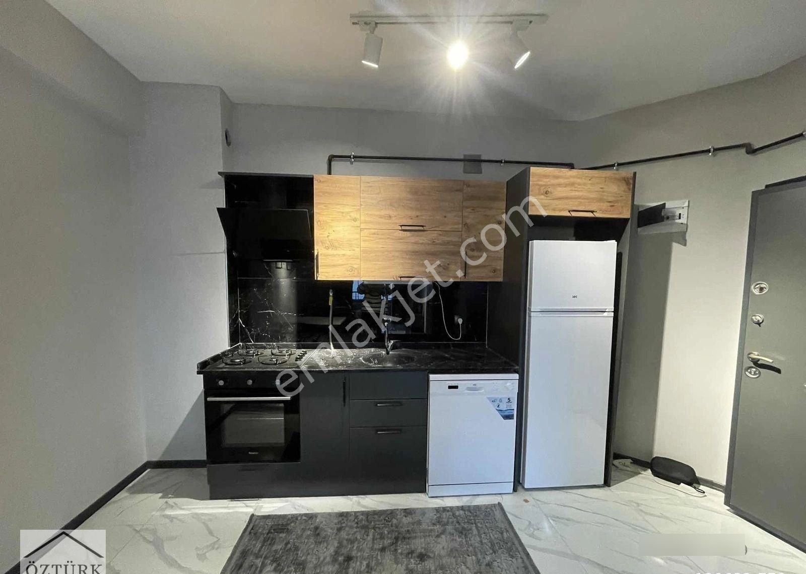 Körfezde Havuzlu Site İçerisinde Full Eşyalı Satılık 1+1daire - Görsel 2