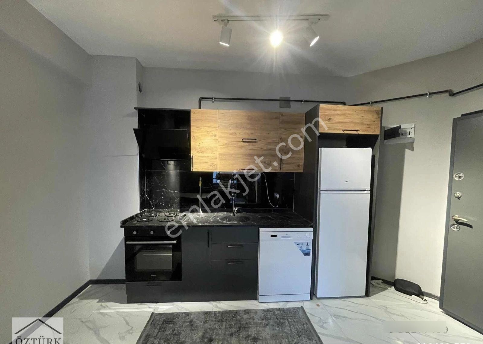 Körfezde Havuzlu Site İçerisinde Full Eşyalı Satılık 1+1daire - Görsel 22