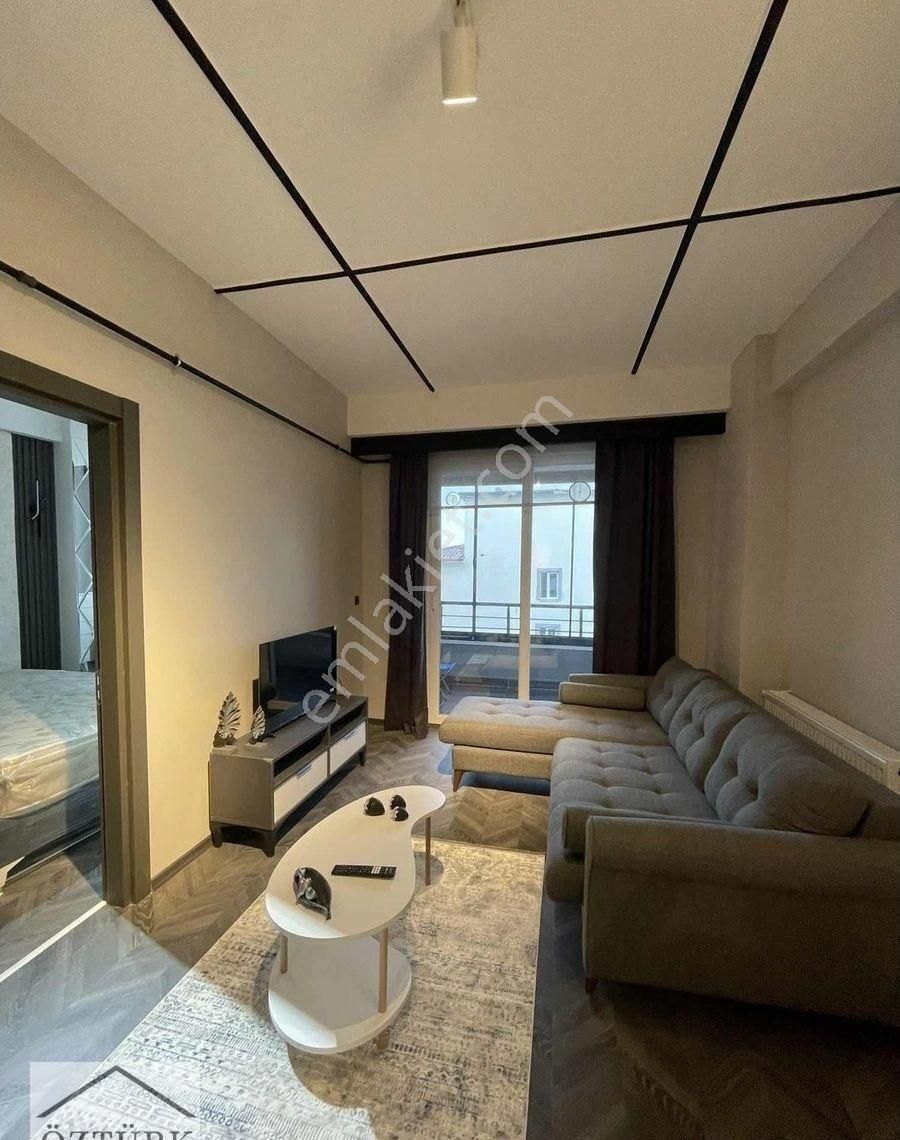 Körfezde Havuzlu Site İçerisinde Full Eşyalı Satılık 1+1daire