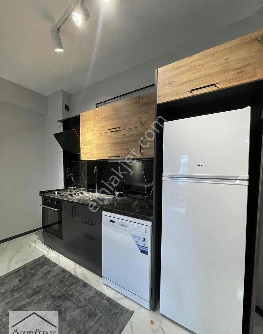 Körfezde Havuzlu Site İçerisinde Full Eşyalı Satılık 1+1daire - Görsel 17