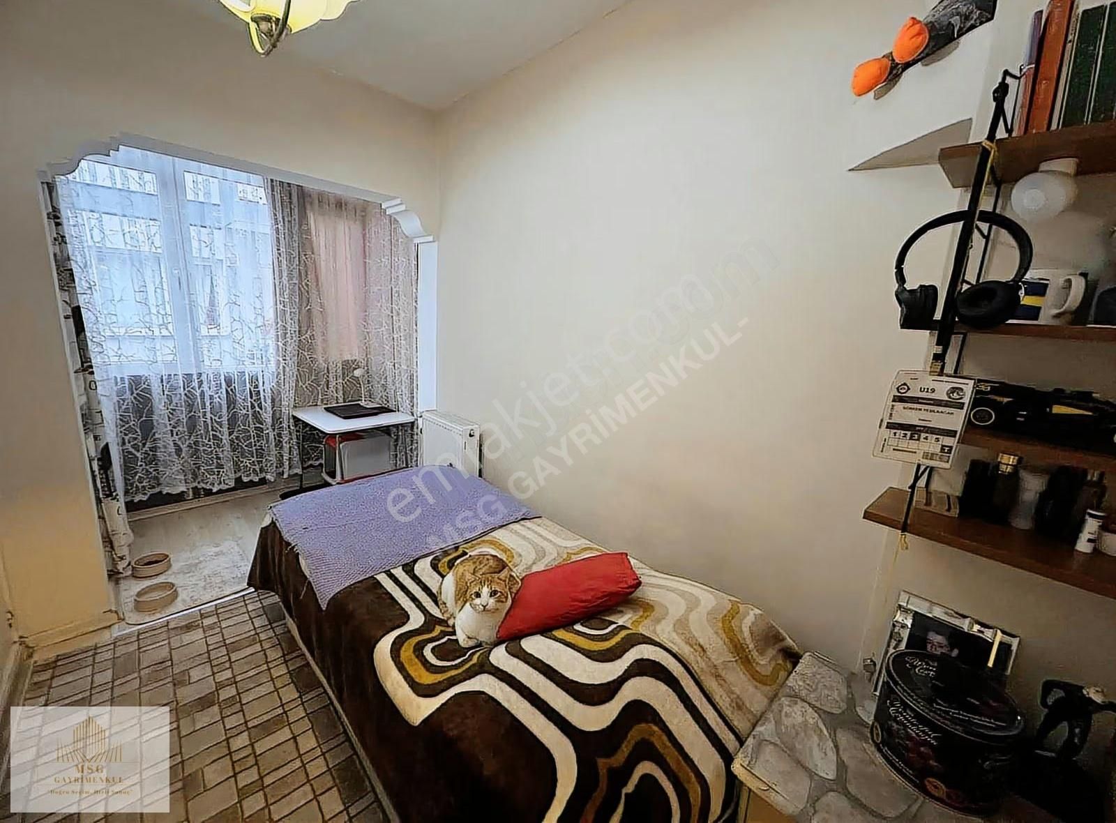 Msg'den Güzelyalıda Metro Ve Sahile Çok Yakın Ara Kat 3+1 Daire - Görsel 40