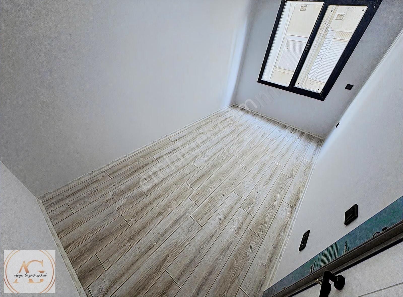 Arya'dan Akçay Kordonda Denize 30 Metre Mesafede 1+1 Daire - Görsel 28