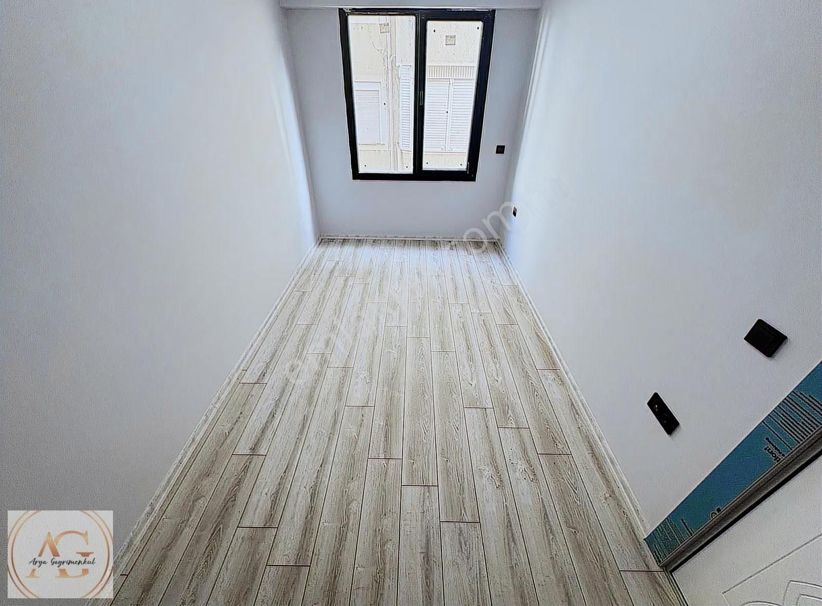 Arya'dan Akçay Kordonda Denize 30 Metre Mesafede 1+1 Daire - Görsel 9