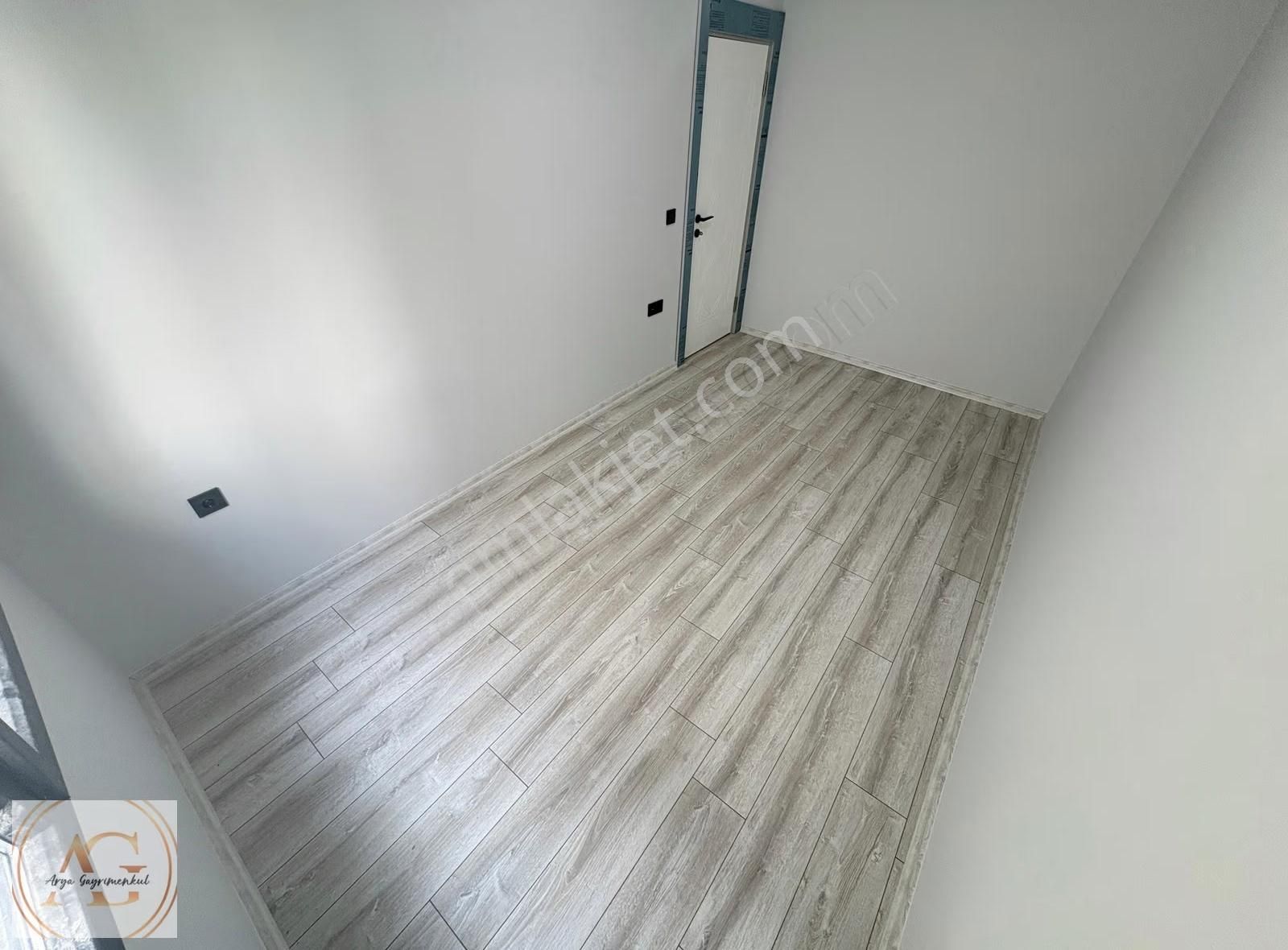 Arya'dan Akçay Kordonda Denize 30 Metre Mesafede 1+1 Daire - Görsel 13