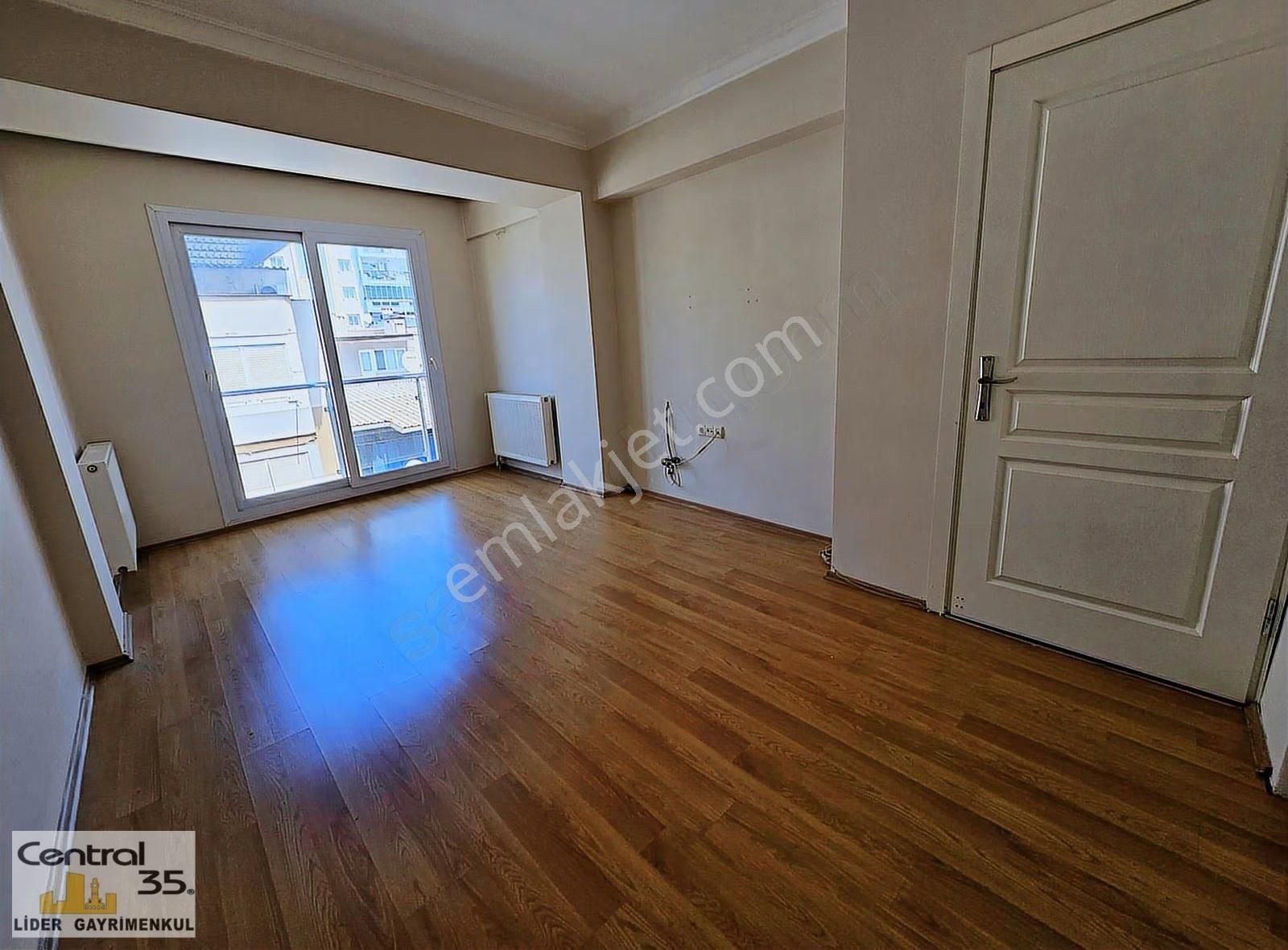 Central35 Akıncılar 2+1 108m2 Ayrı Mtfk Dgaz Balkon Klima Opark - Görsel 13