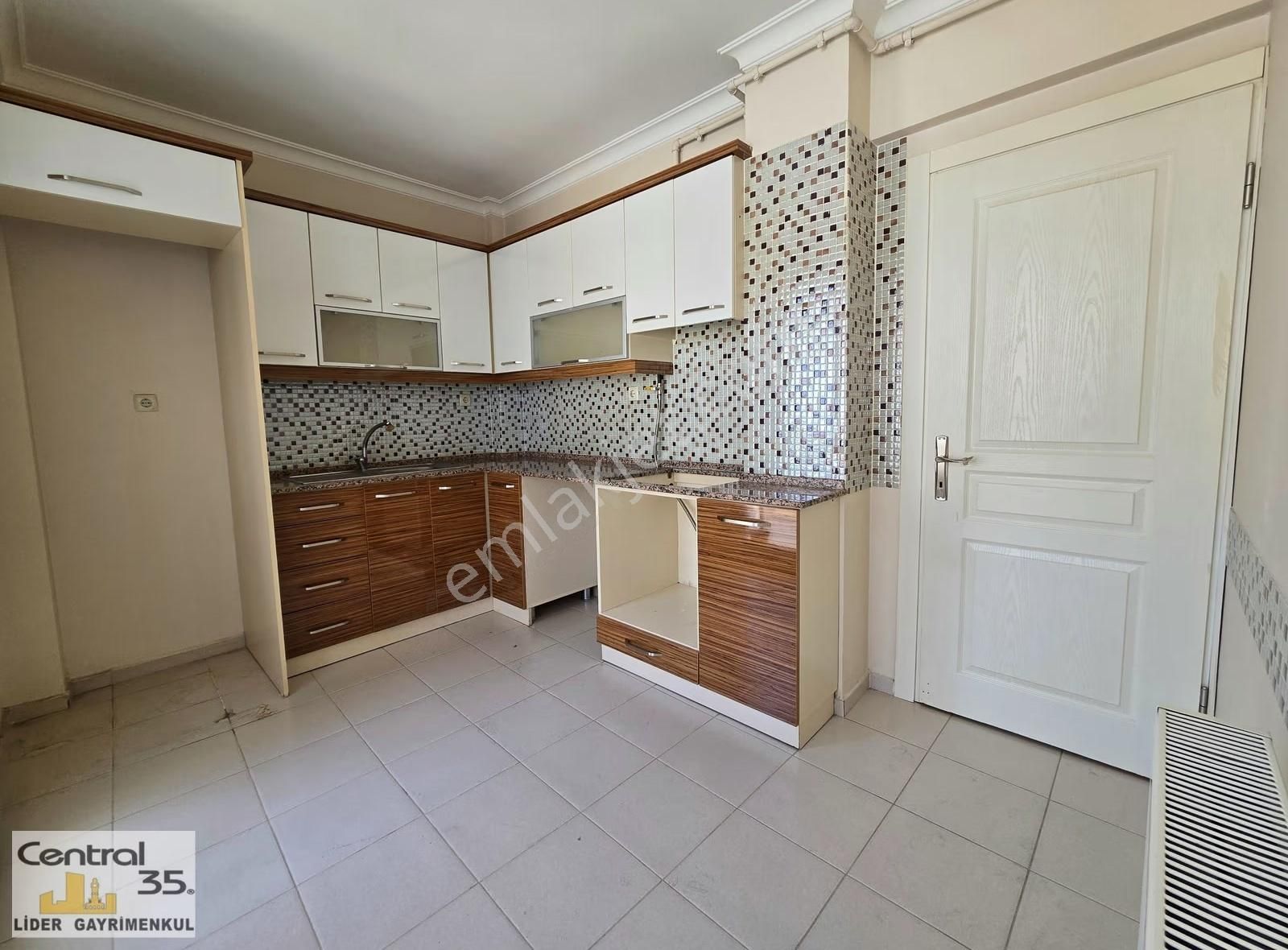 Central35 Akıncılar 2+1 108m2 Ayrı Mtfk Dgaz Balkon Klima Opark - Görsel 6