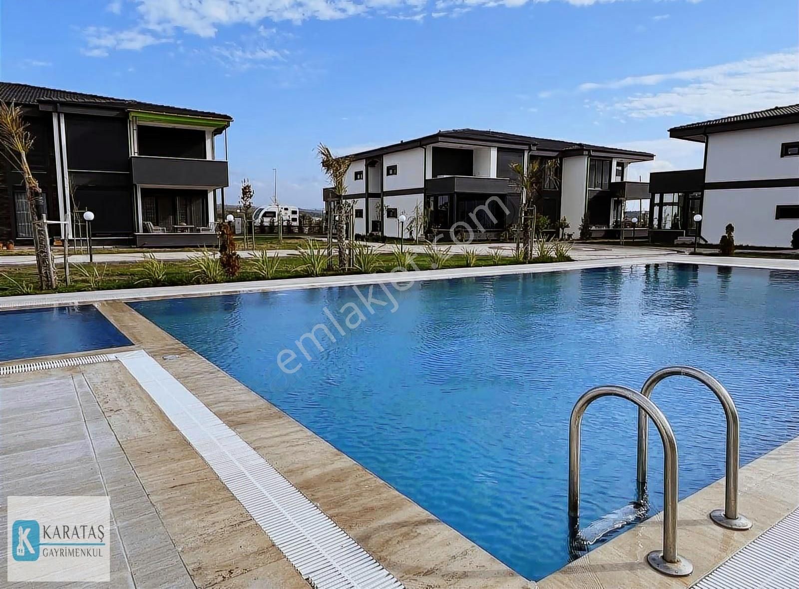 Küçükköy'de Özel Bahçeli Havuzlu Sitede 2+1 Daire - Görsel 4