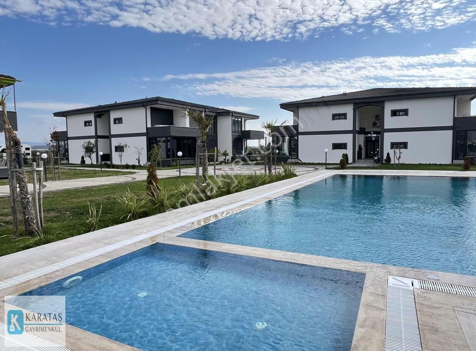 Küçükköy'de Özel Bahçeli Havuzlu Sitede 2+1 Daire - Görsel 33