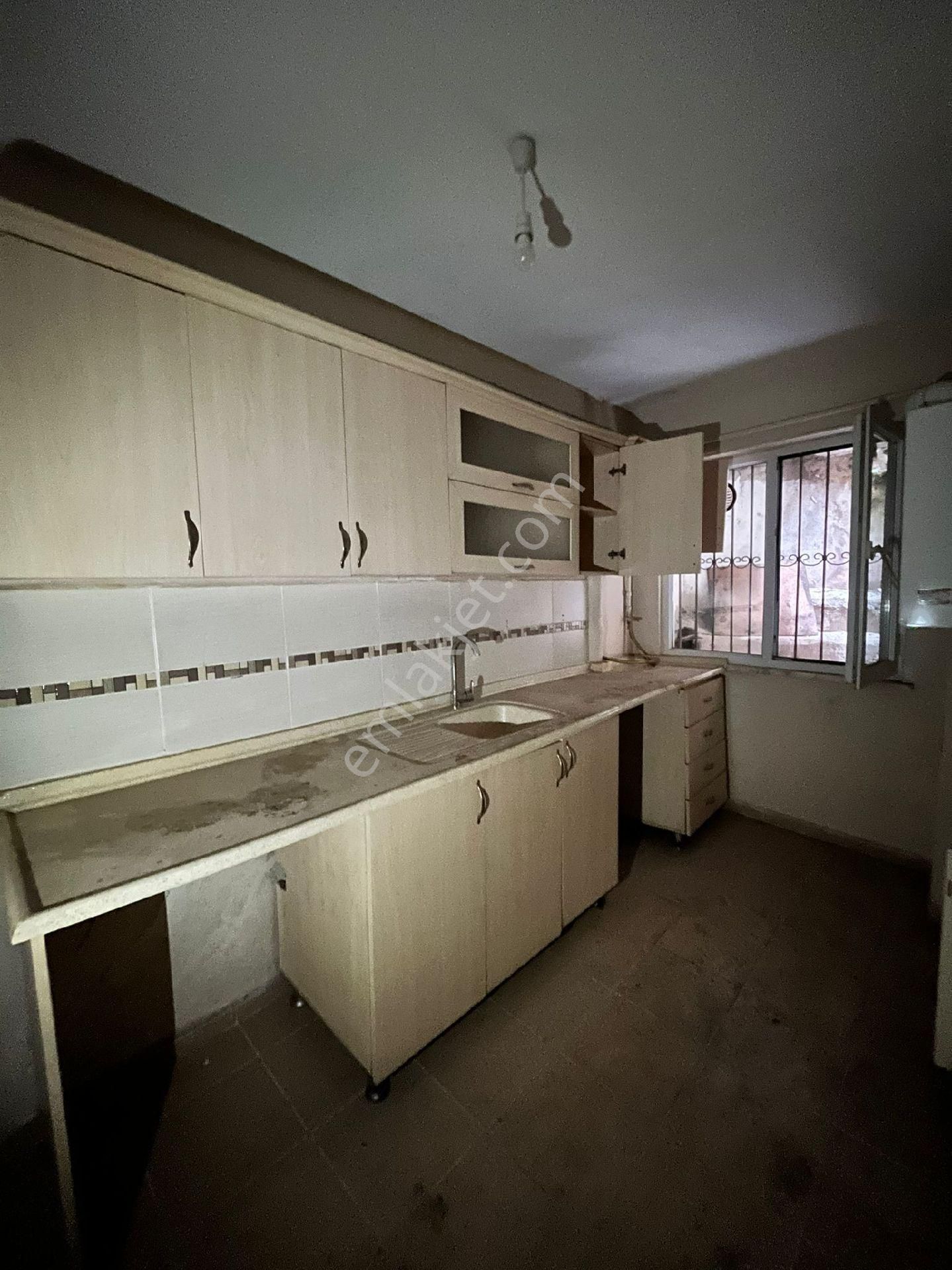 Gld Gayrimenkulden Gop Yenı Mahallesinde Satilik 2+1 Bahce Katı - Görsel 5