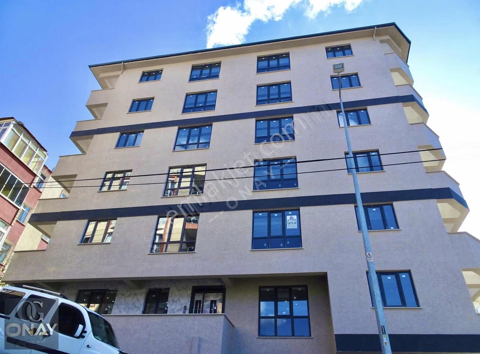 Onay 'dan Çerkezköy İstasyon Tepe Bölgesi Cadde Üstü 2+1 Daire