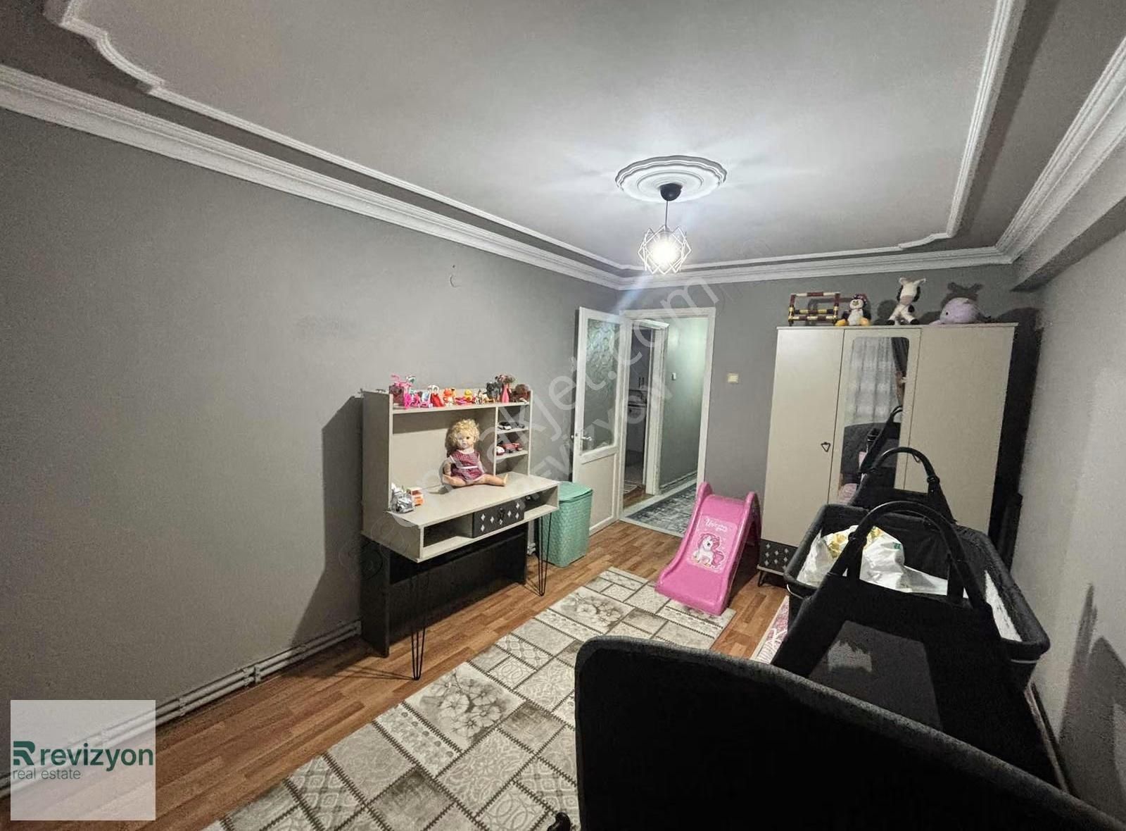 Revizyon' Dan Osmangazi Kırcaali Mh. Şehir Merkezinde 2+1 Daire - Görsel 9