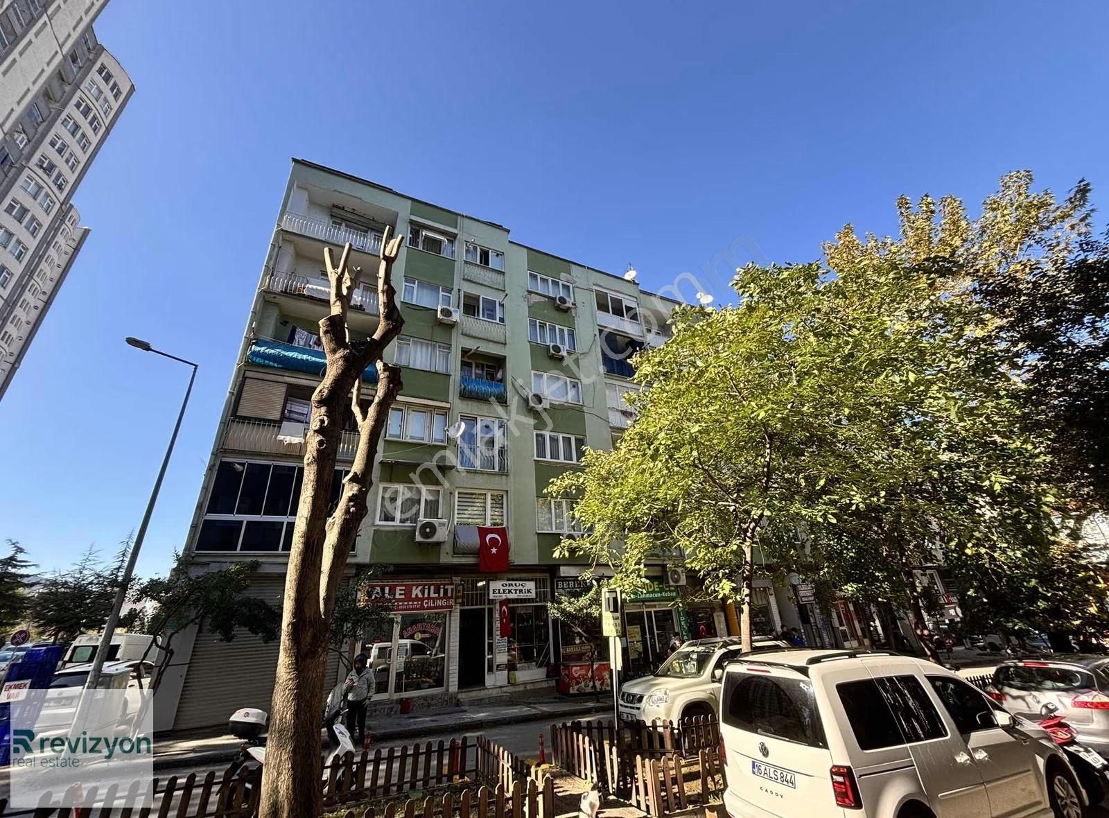 Revizyon' Dan Osmangazi Kırcaali Mh. Şehir Merkezinde 2+1 Daire - Görsel 11