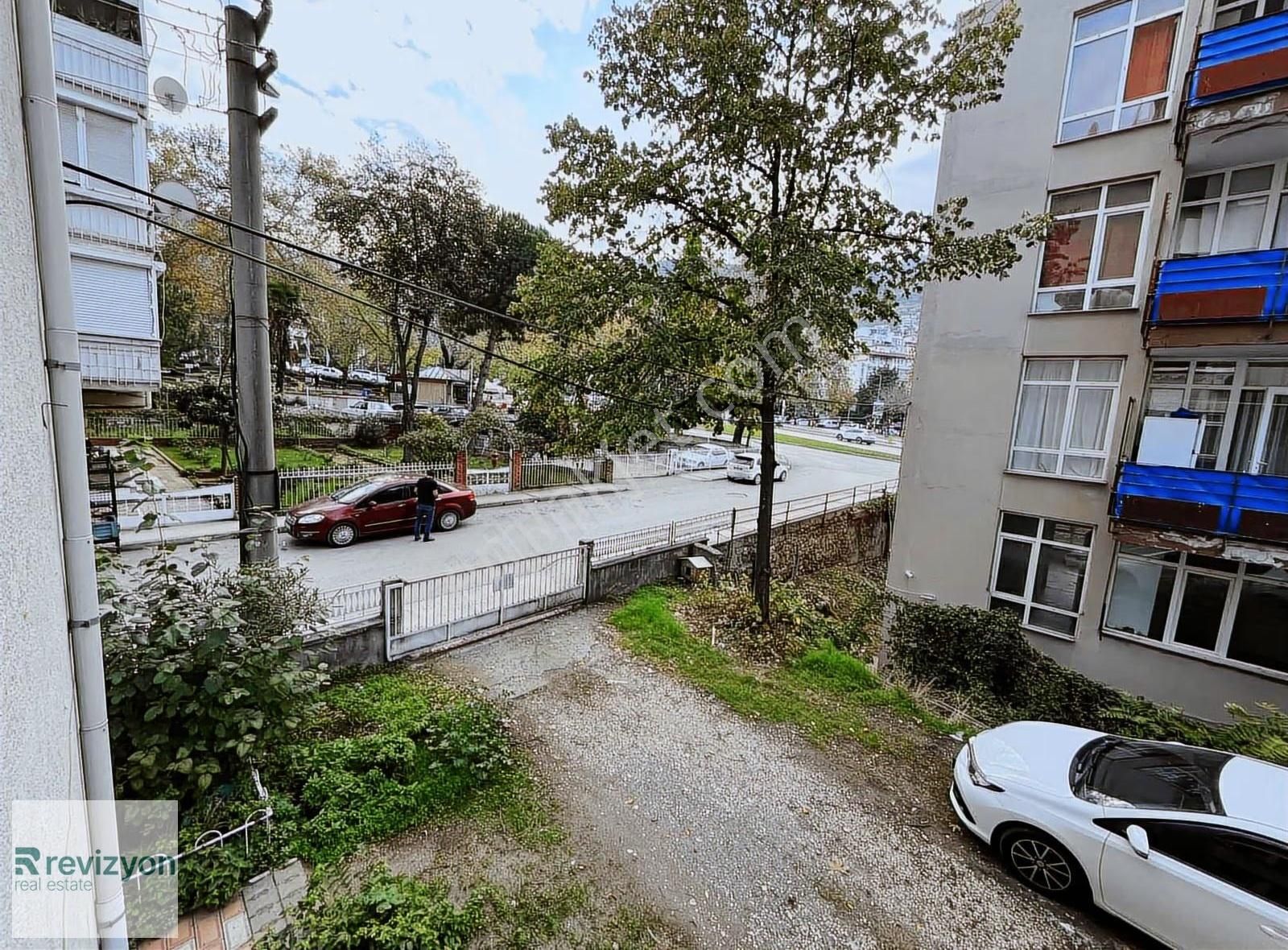 Cadde Üstü Bahçeli 2+1 Tadilatlı Masrafsız Otoparklı Dairemiz - Görsel 34