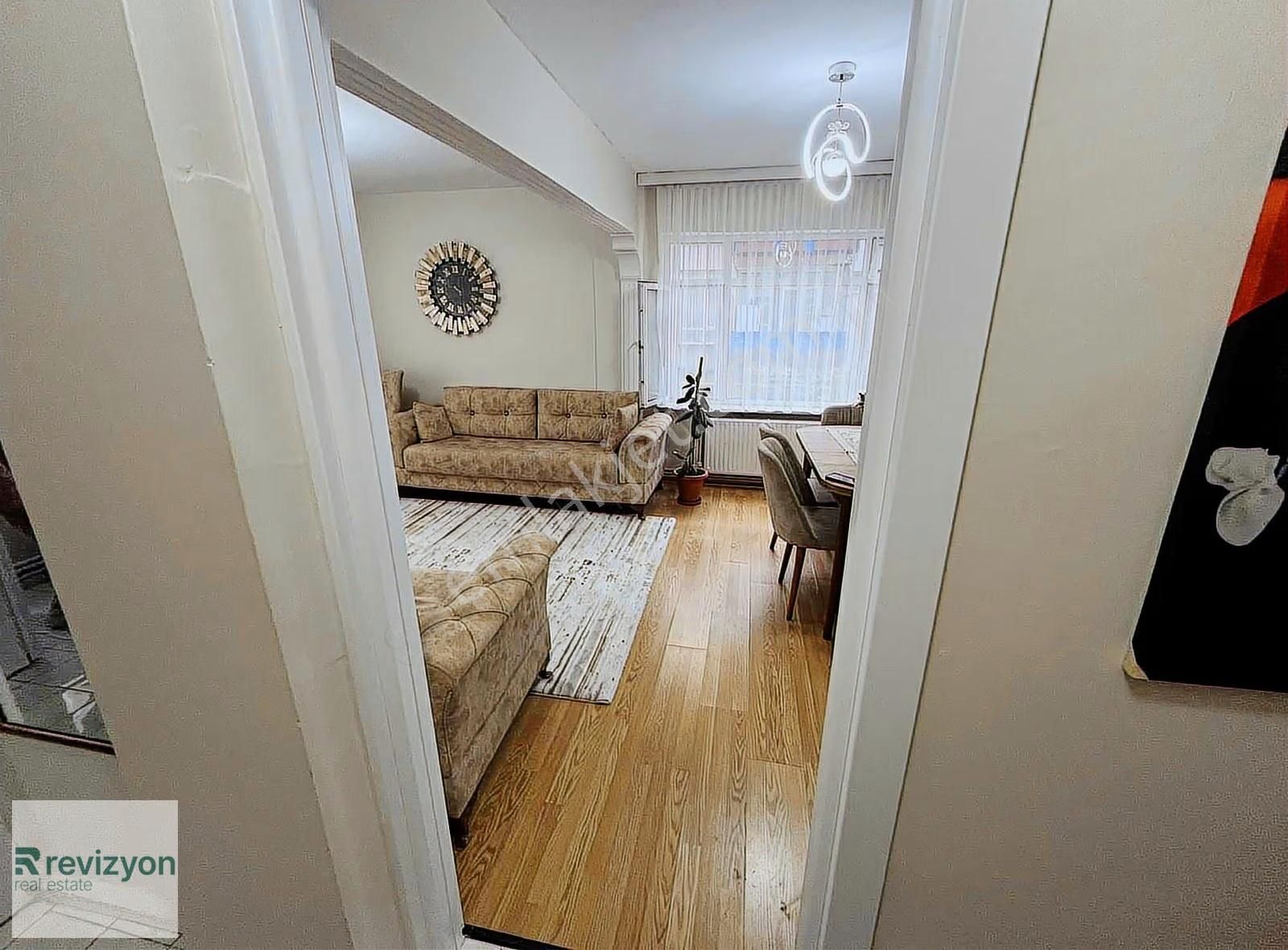 Cadde Üstü Bahçeli 2+1 Tadilatlı Masrafsız Otoparklı Dairemiz - Görsel 5