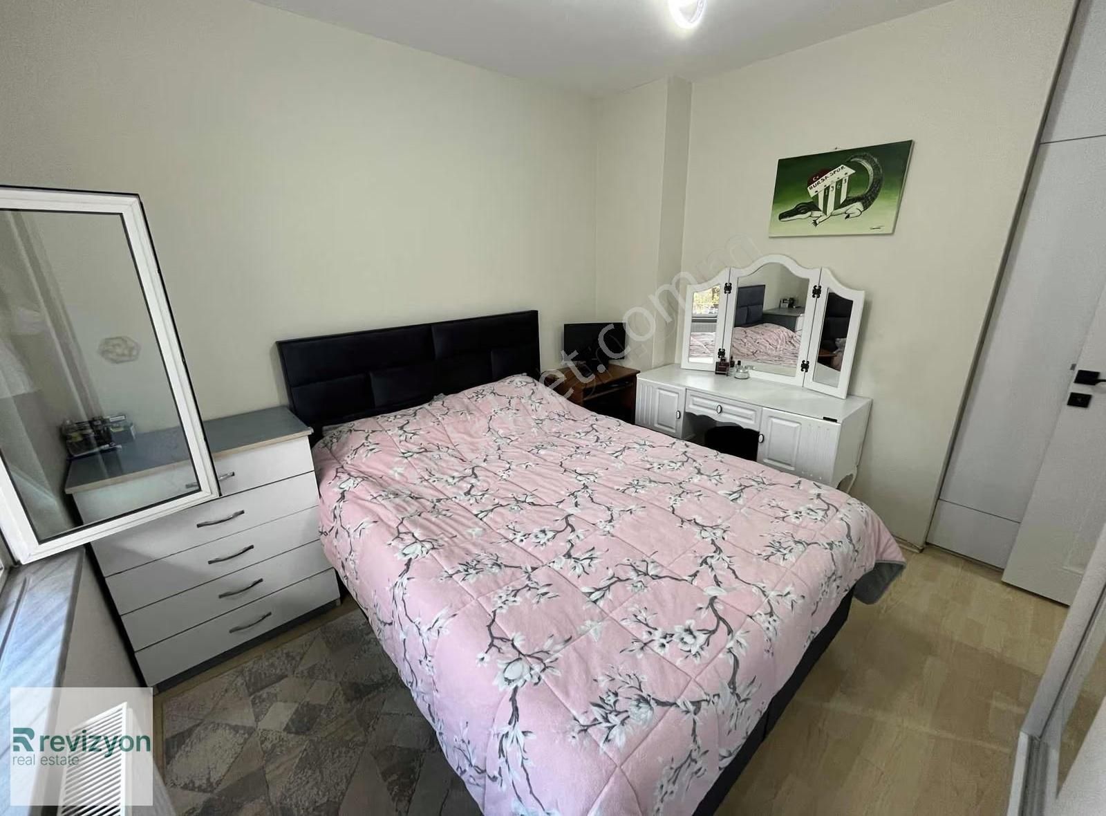 Cadde Üstü Bahçeli 2+1 Tadilatlı Masrafsız Otoparklı Dairemiz - Görsel 19