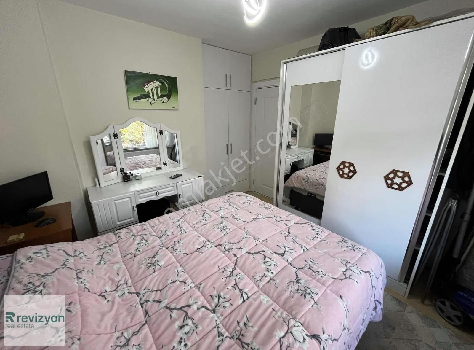 Cadde Üstü Bahçeli 2+1 Tadilatlı Masrafsız Otoparklı Dairemiz - Görsel 29