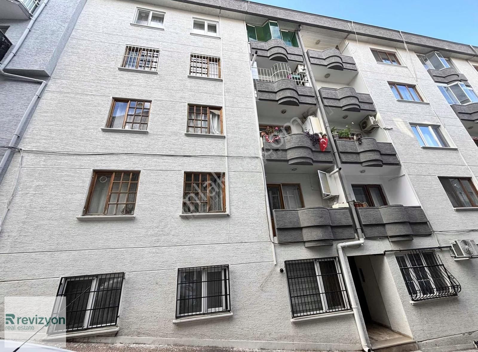 Çift Cepheli Giriş Kat 2+1 Satılık Daire