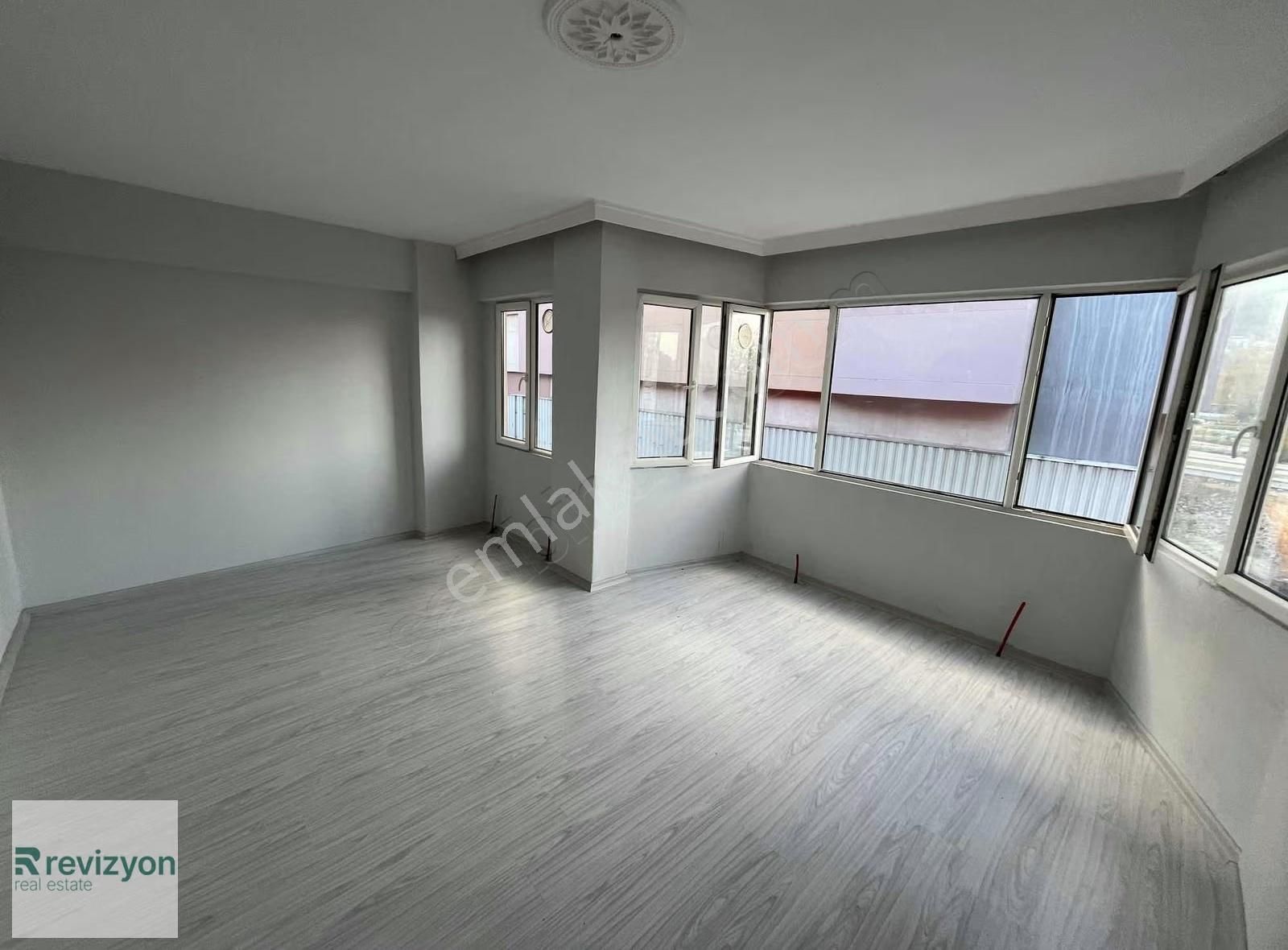 Tower Plaza Arkası Komple Tadilatlı Arakat 2+1 Satılık Daire - Görsel 11