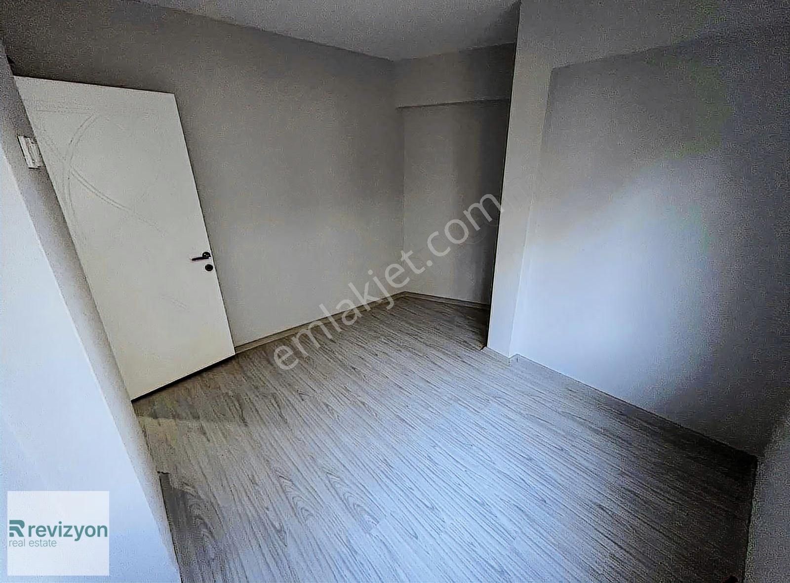 Tower Plaza Arkası Komple Tadilatlı Arakat 2+1 Satılık Daire - Görsel 19