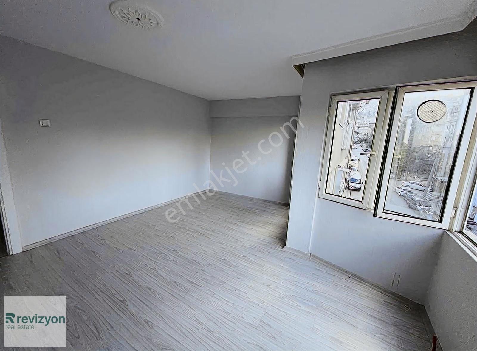 Tower Plaza Arkası Komple Tadilatlı Arakat 2+1 Satılık Daire - Görsel 3