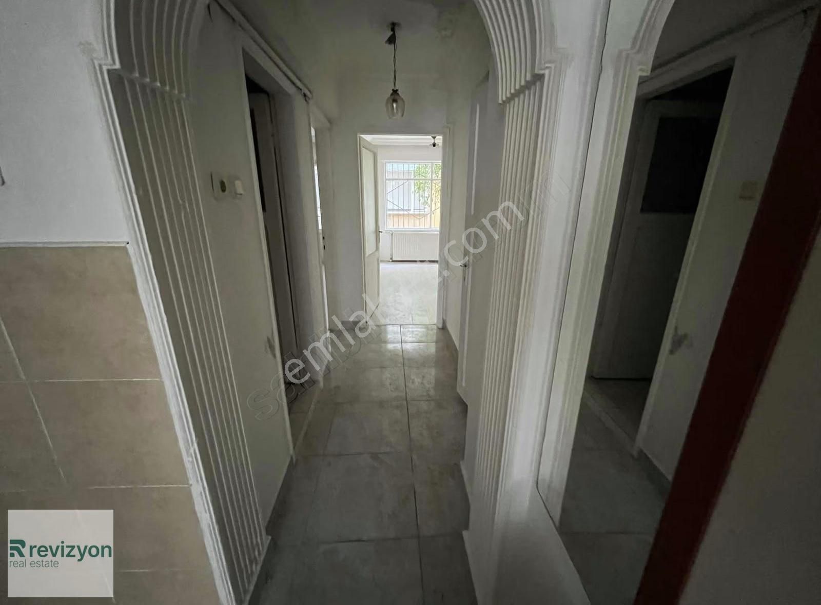 Merkezi Konumda Yarı Zemin Kat 2+1 Satılık Daire - Görsel 17