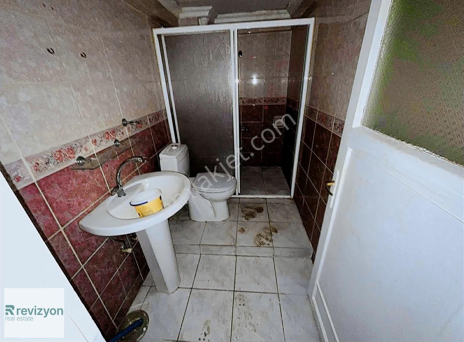 Merkezi Konumda Yarı Zemin Kat 2+1 Satılık Daire - Görsel 7