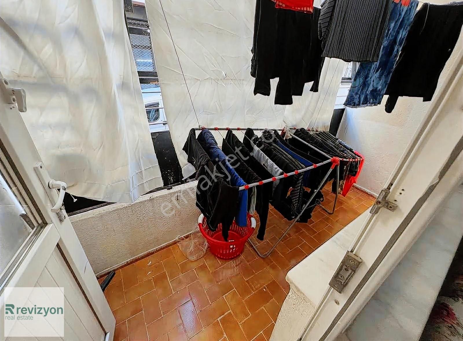 Ulusta 3,5 Katlı 3 Adet 3+1 Teras Ve Bodrum - Görsel 27