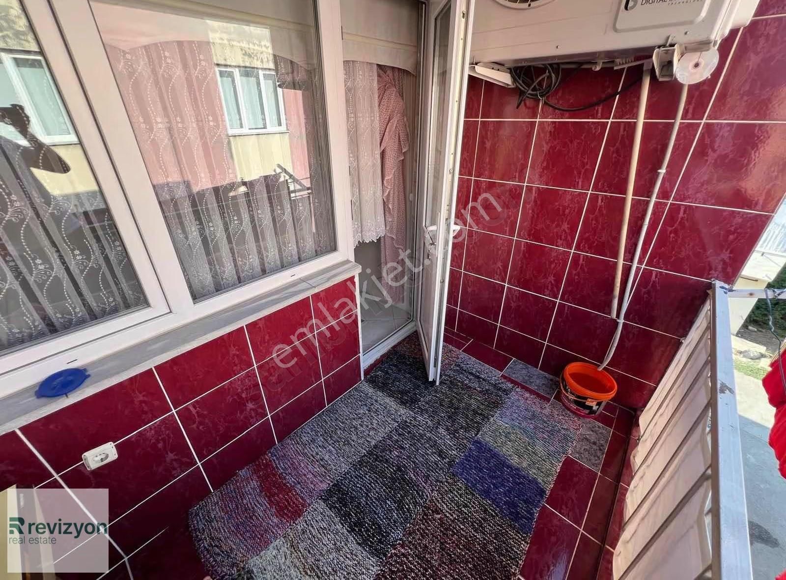 Ulusta 3,5 Katlı 3 Adet 3+1 Teras Ve Bodrum - Görsel 21