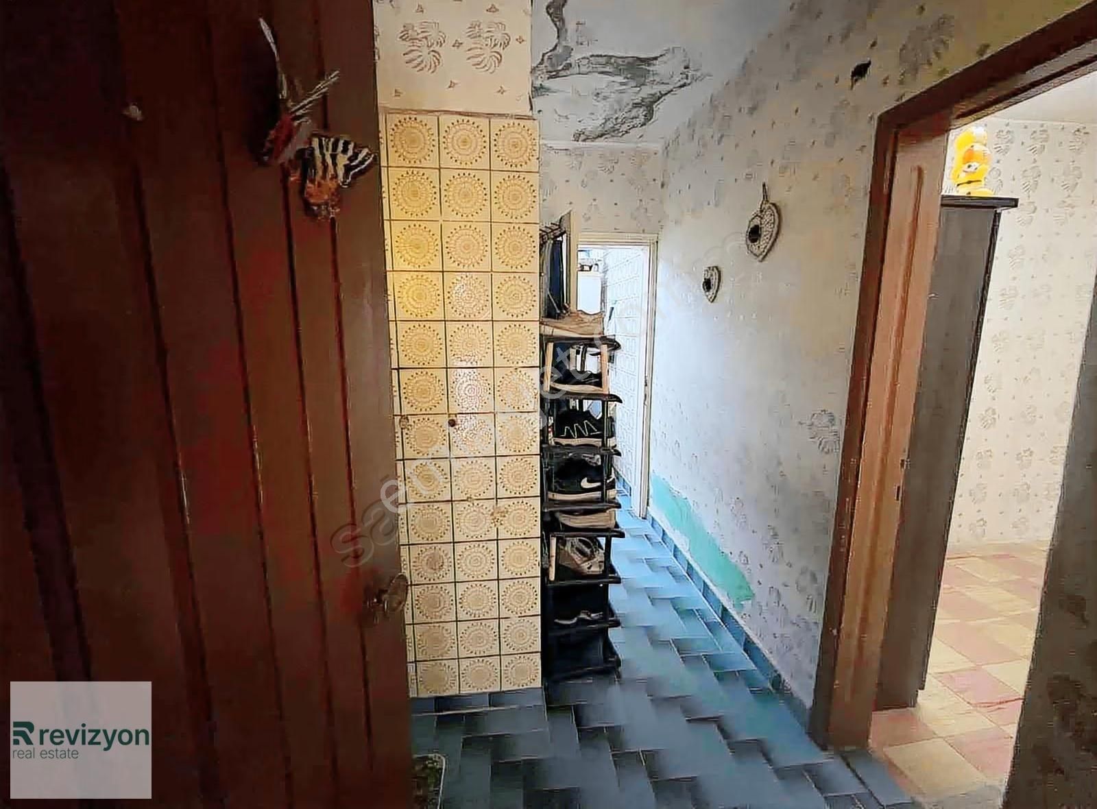 Ulusta 3,5 Katlı 3 Adet 3+1 Teras Ve Bodrum - Görsel 6