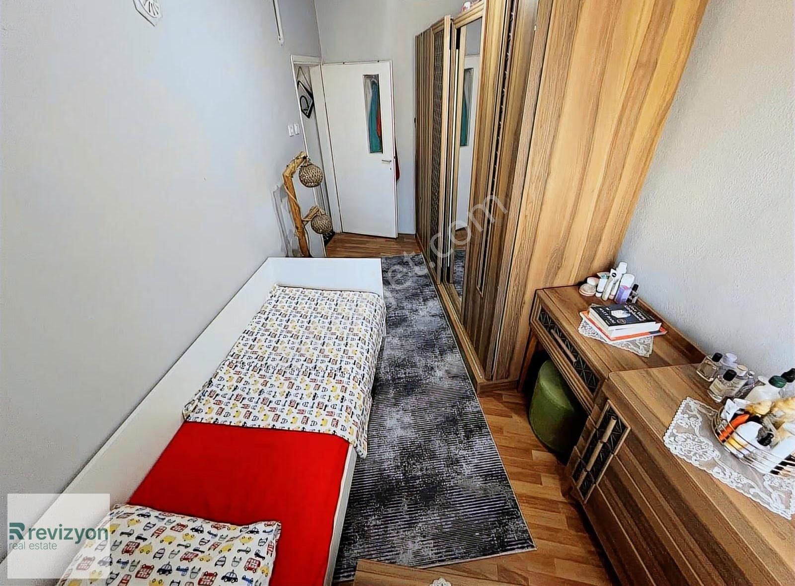 Altıparmak Çırpan Mah 2+1 Asansörlü Eşyalı Arakat Satılık Daire - Görsel 13