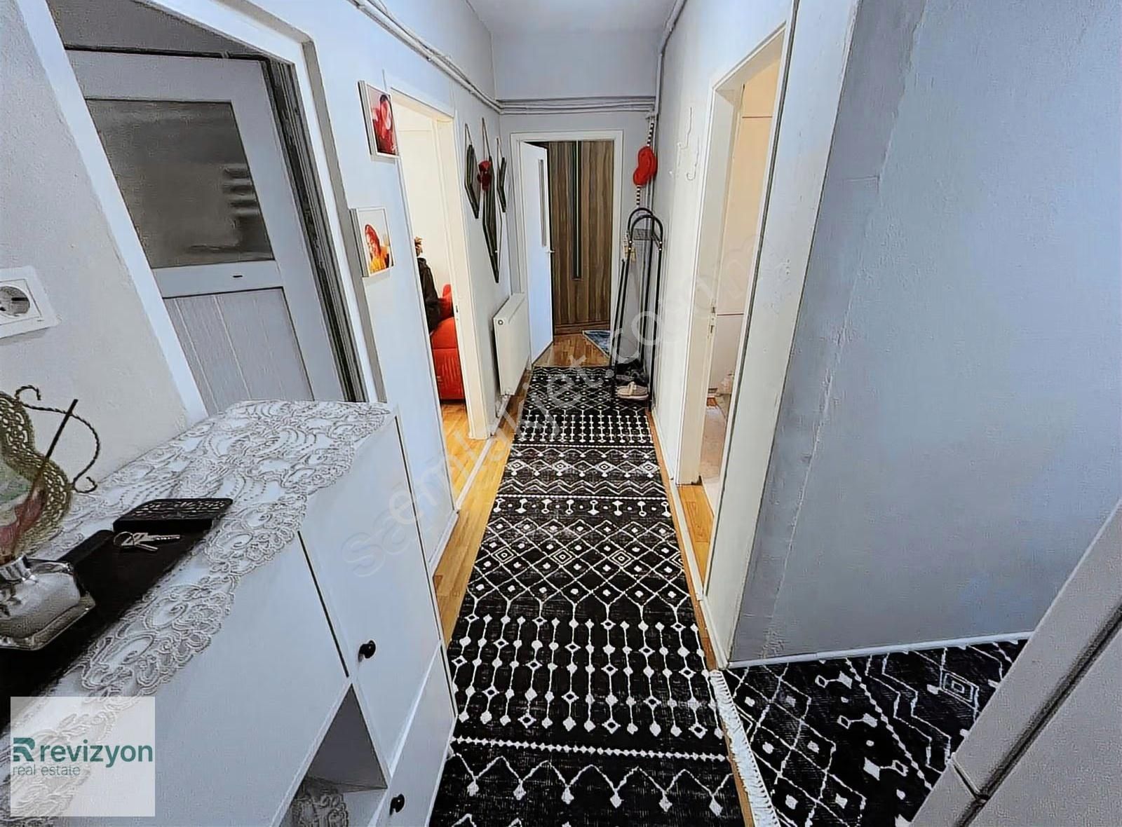 Altıparmak Çırpan Mah 2+1 Asansörlü Eşyalı Arakat Satılık Daire - Görsel 2