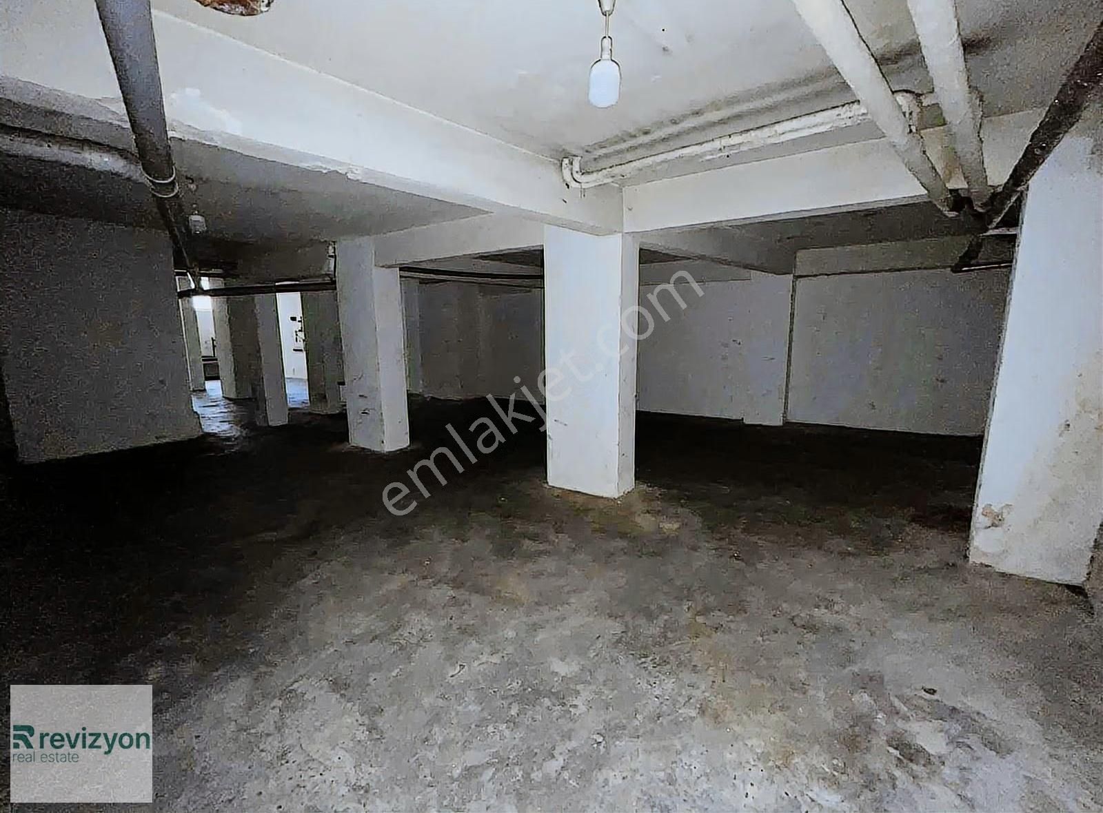 Merkezi Konumda Altıparmakta 220 Metrekare Boş Satılık Dükkan - Görsel 4