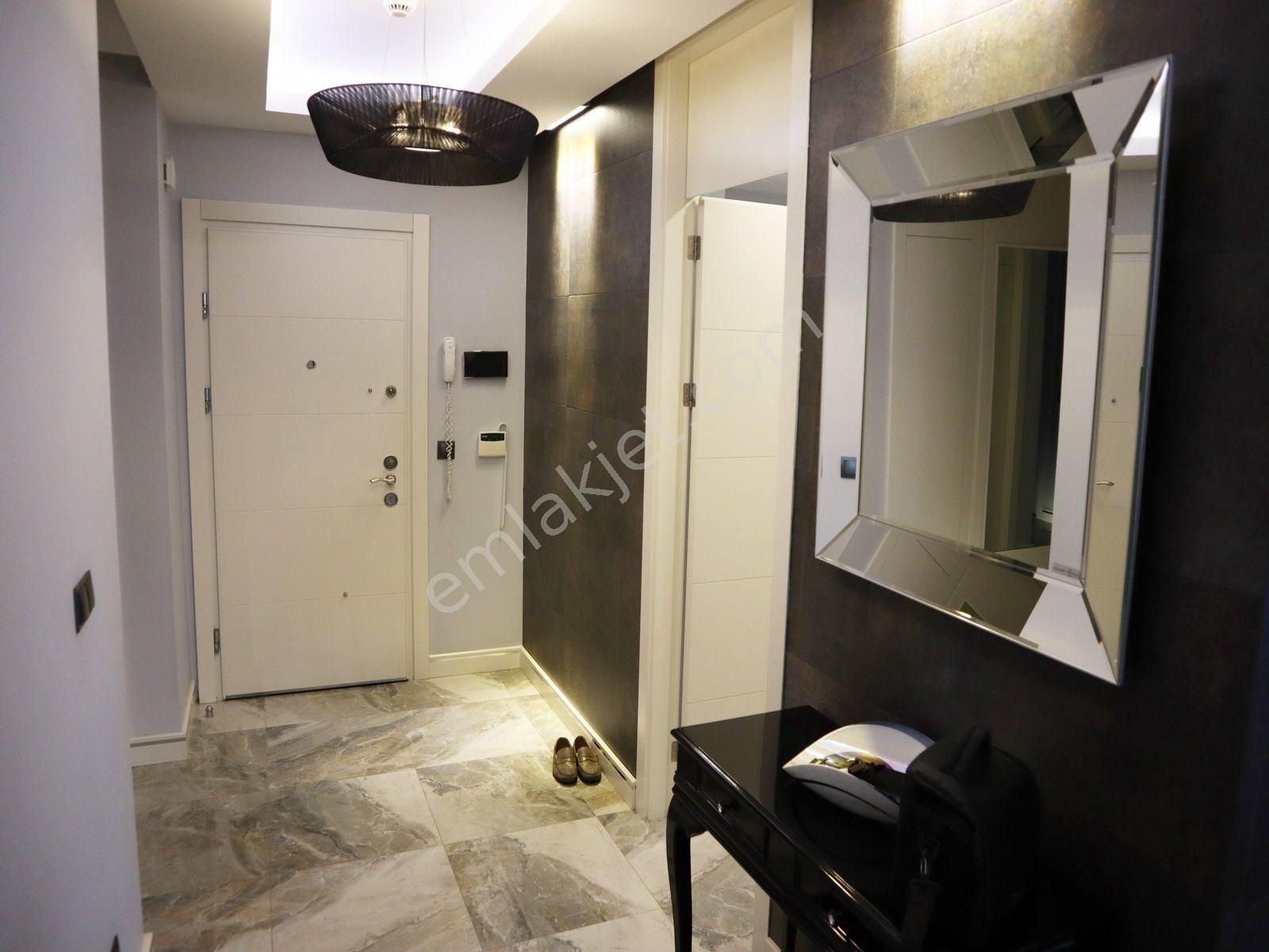 Güzelbiryer Sitesinde Şehir Manzaralı Penthouse Satılık 4+1daire - Görsel 10