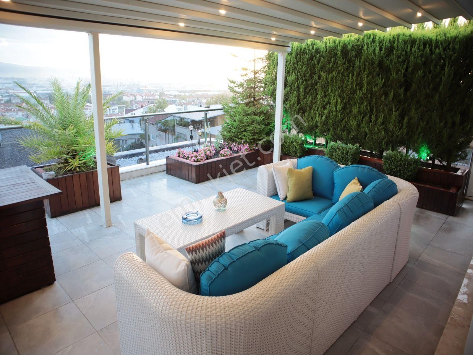 Güzelbiryer Sitesinde Şehir Manzaralı Penthouse Satılık 4+1daire - Görsel 26