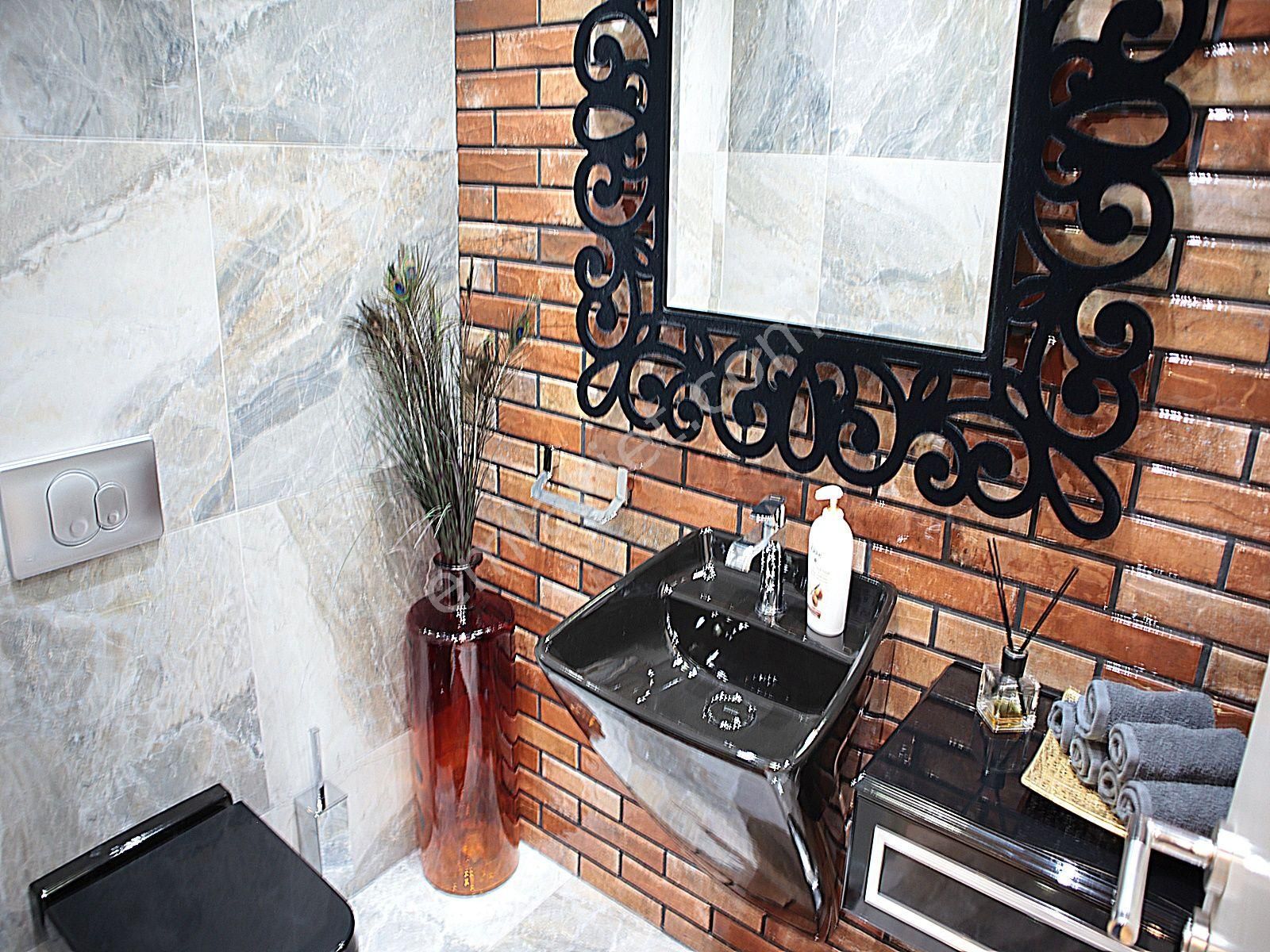 Güzelbiryer Sitesinde Şehir Manzaralı Penthouse Satılık 4+1daire - Görsel 8