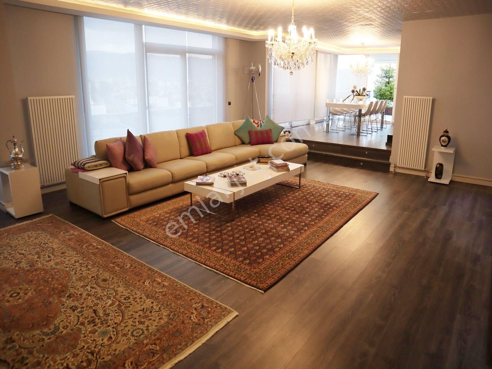 Güzelbiryer Sitesinde Şehir Manzaralı Penthouse Satılık 4+1daire - Görsel 2