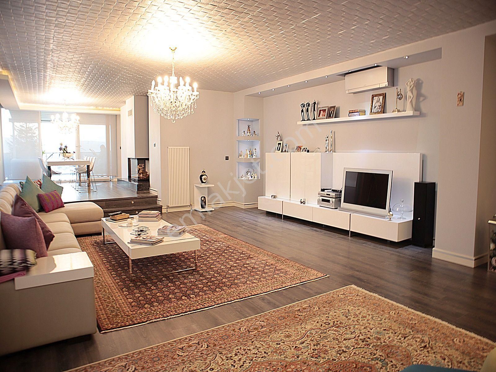 Güzelbiryer Sitesinde Şehir Manzaralı Penthouse Satılık 4+1daire - Görsel 4