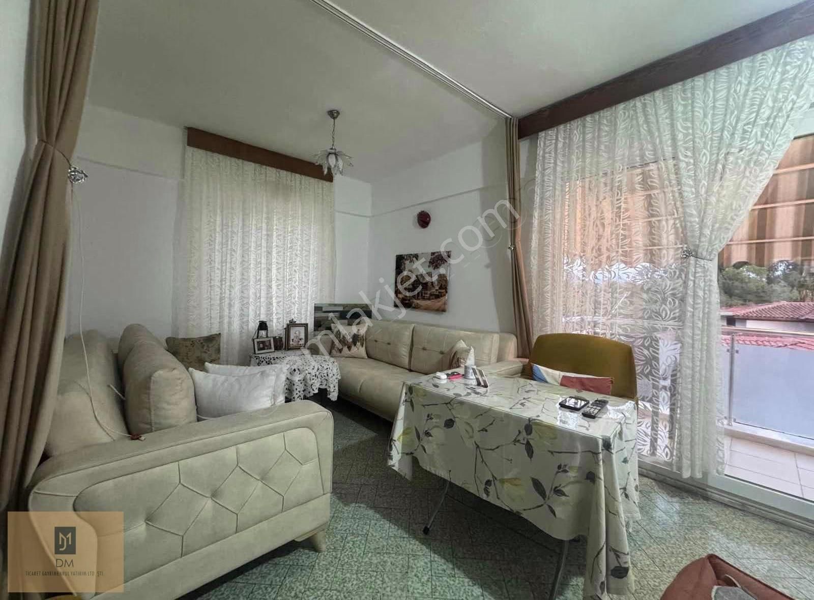 Fırsat!! Akyakada Deniz Manzaralı, Eşyalı, Geniş Satılık 1+1