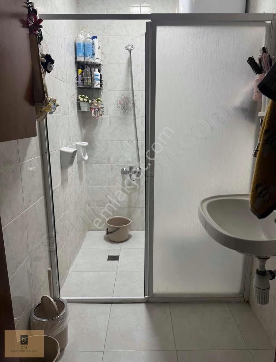 Fırsat!! Akyakada Deniz Manzaralı, Eşyalı, Geniş Satılık 1+1 - Görsel 2