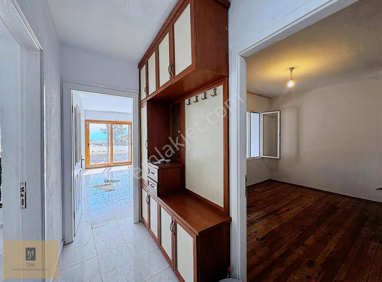 Akyaka Çarşıda, Tadilatı Yeni Bitmiş 3+1 Kiralık Daire - Görsel 3