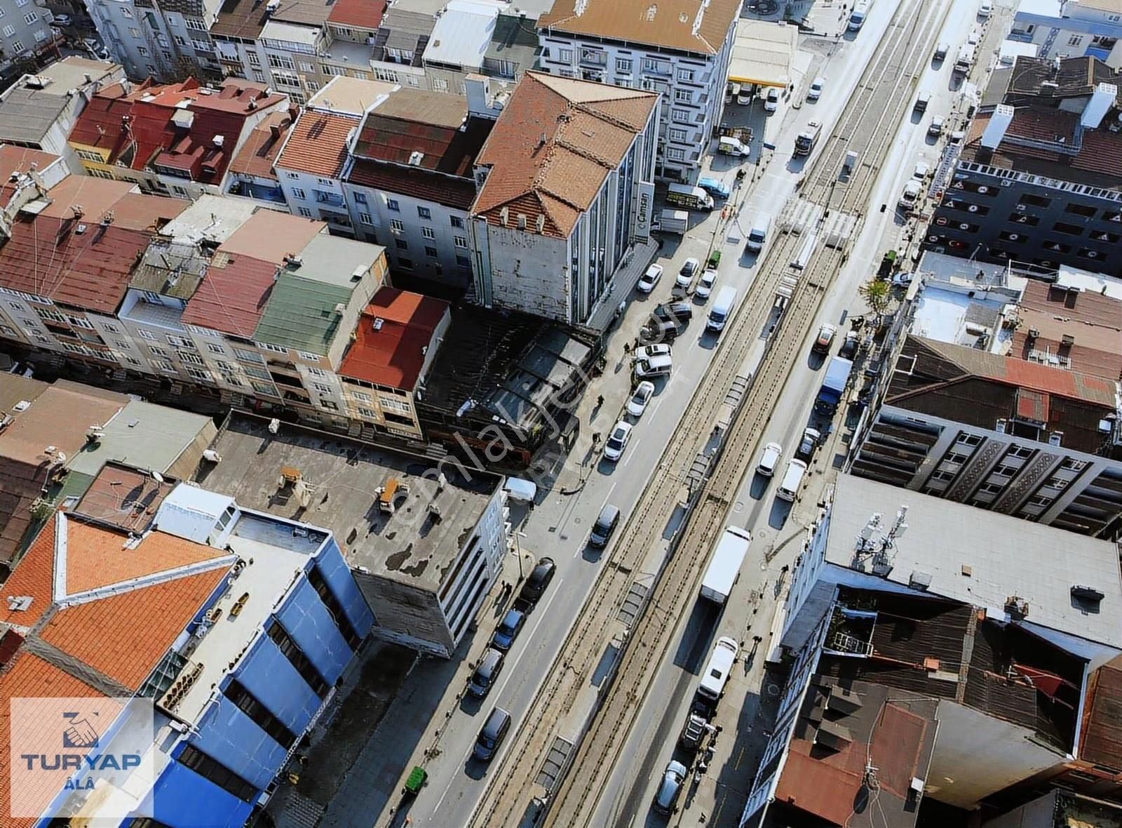 Turyap Enes Akay'dan Eski Edirne Asfaltında Kiralık Bina - Görsel 3