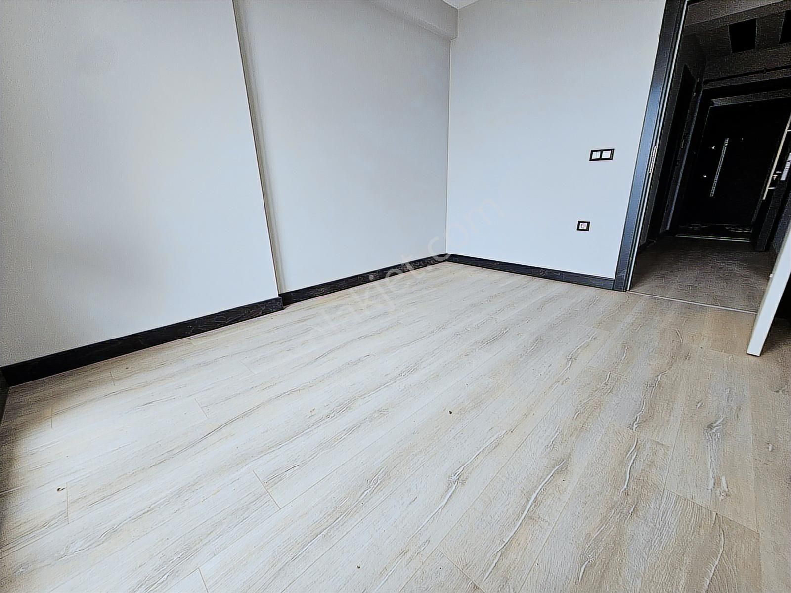 Full Deniz Manzarlı-sauna-hamam-spor Alanlı Satılık 1+1 Daireler - Görsel 10