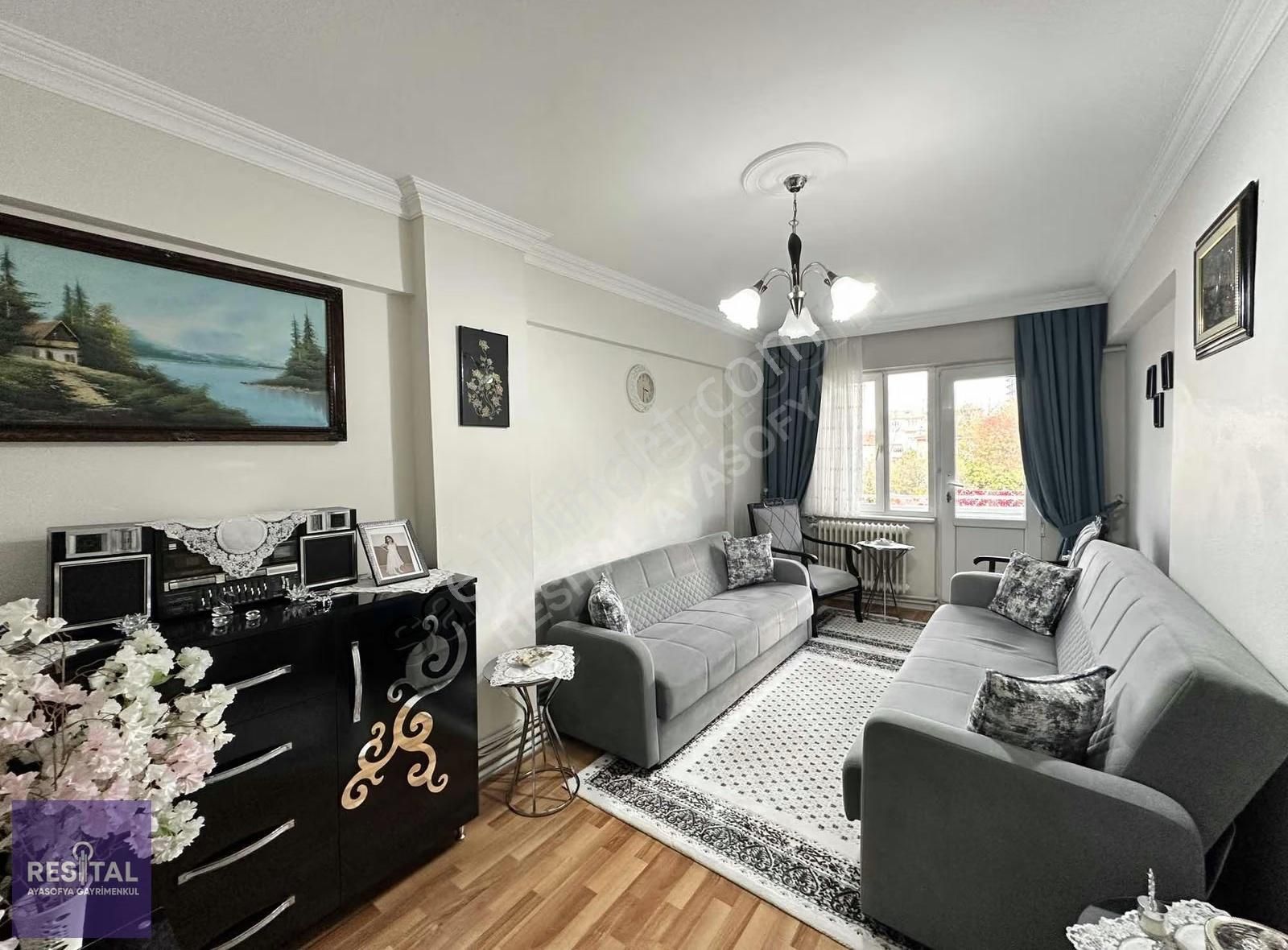 Davutkadı Merkezi Konumda Satılık 3+1 Kombili Daire - Görsel 3