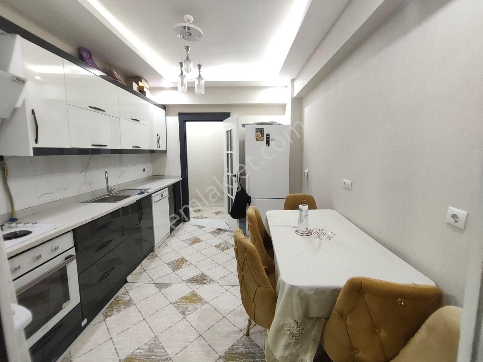 Gaziantep Şehitkamil De Abdulkadir Yüksel Devlet Hastanenin Arkasında Ry Yapıda Satılık Daire - Görsel 2