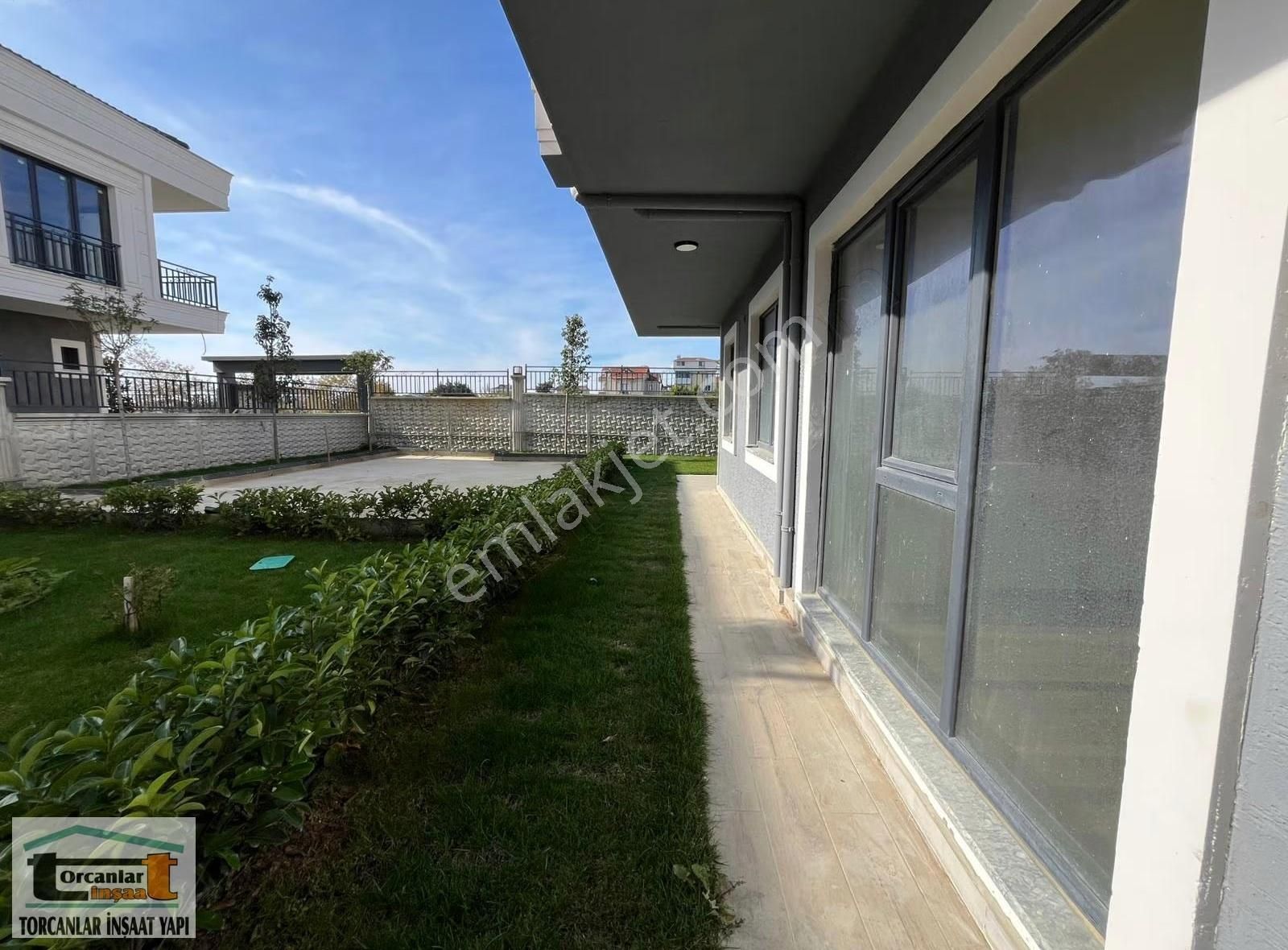 Büyükçekmece Celaliye De Satılık 3+1 Bahçe Kullanımlı Daire - Görsel 16