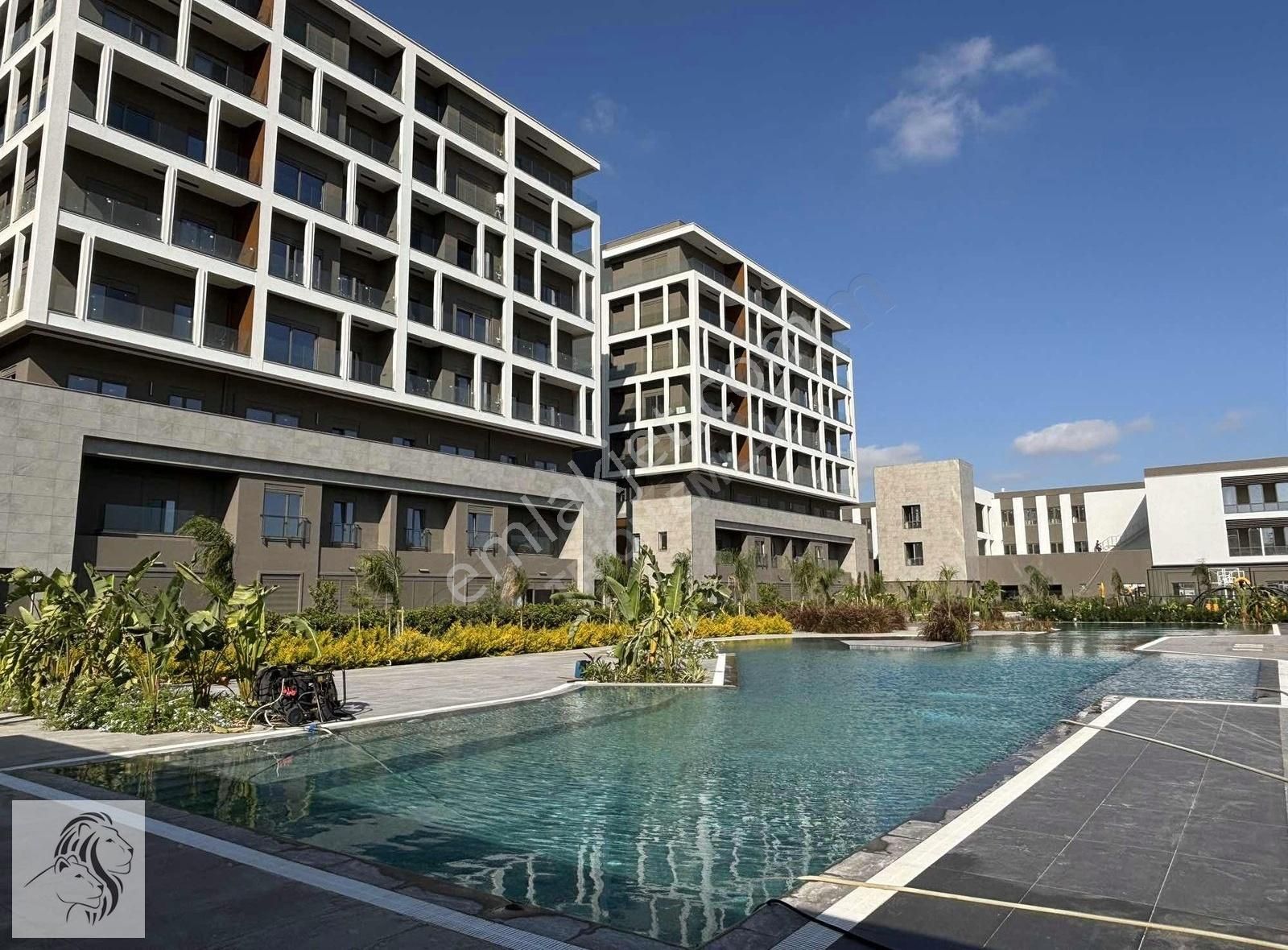 Trion Emlak - Sirius Modern 1+1 Teraslı Satılık İskanlı Daire