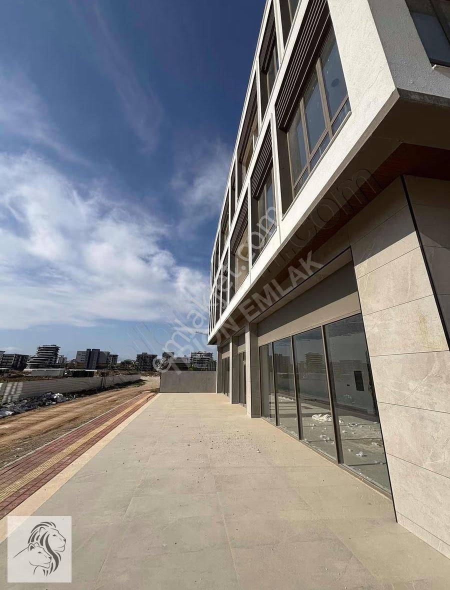 Trion Emlak - 40'lık Yolda Toplam 824m² Kiralık Depolu Dükkanlar - Görsel 23