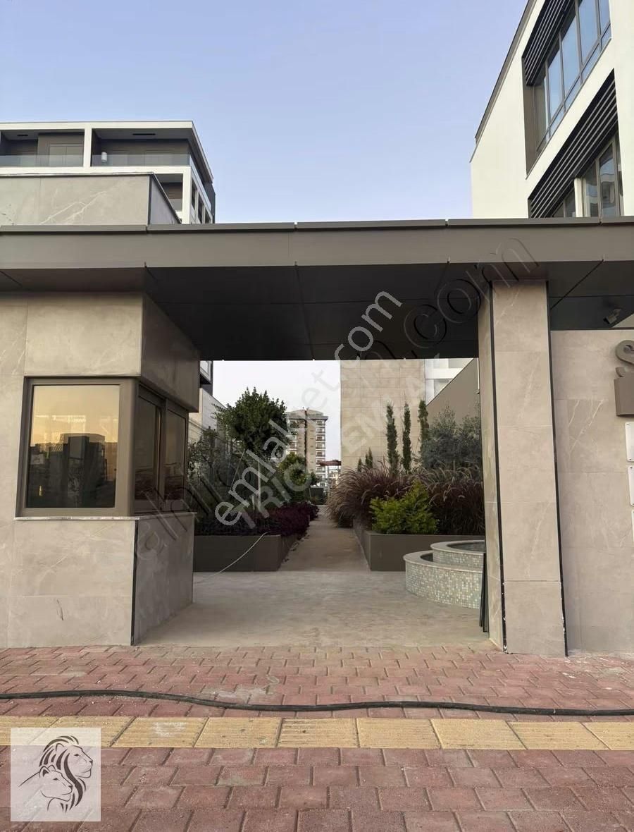 Trion Emlak - 40'lık Yolda Toplam 824m² Kiralık Depolu Dükkanlar - Görsel 12