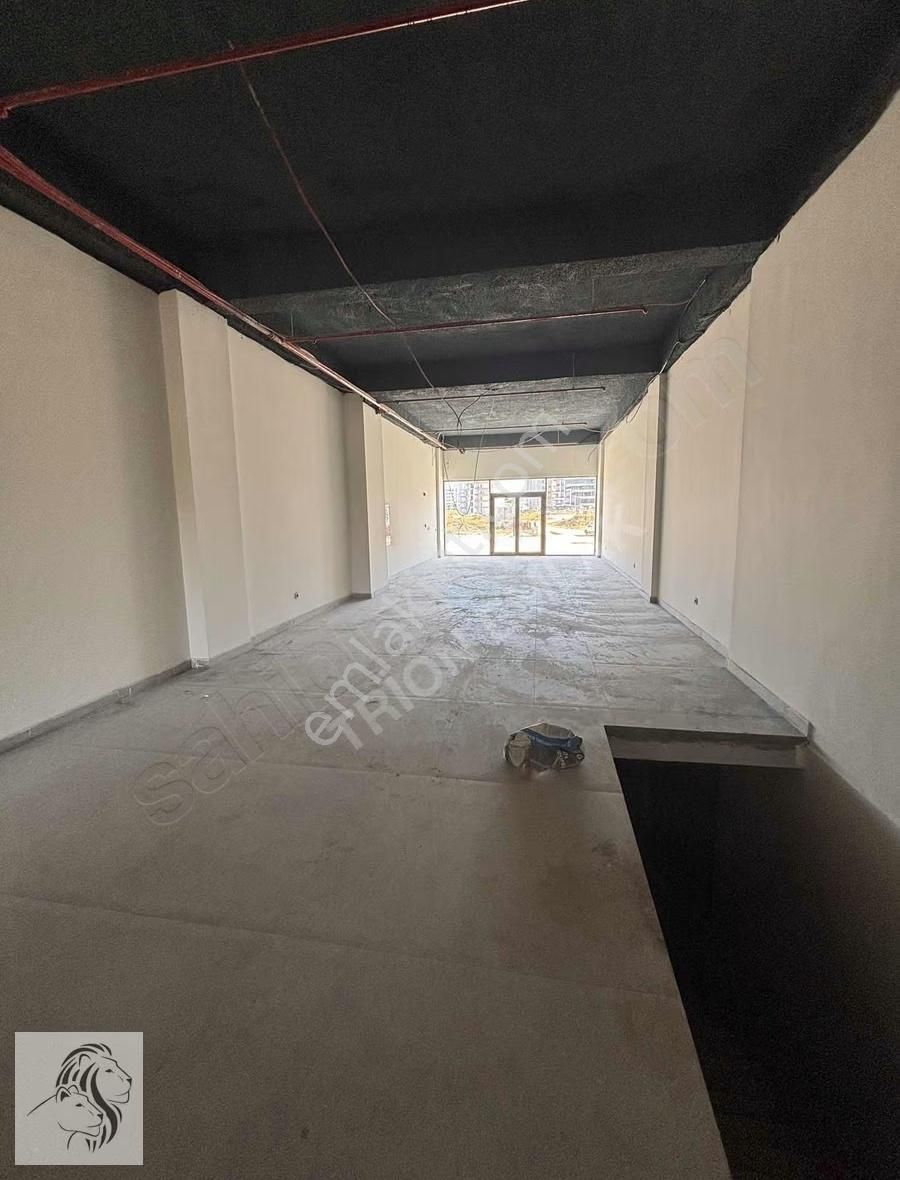 Trion Emlak - 40'lık Yolda Toplam 824m² Kiralık Depolu Dükkanlar - Görsel 25